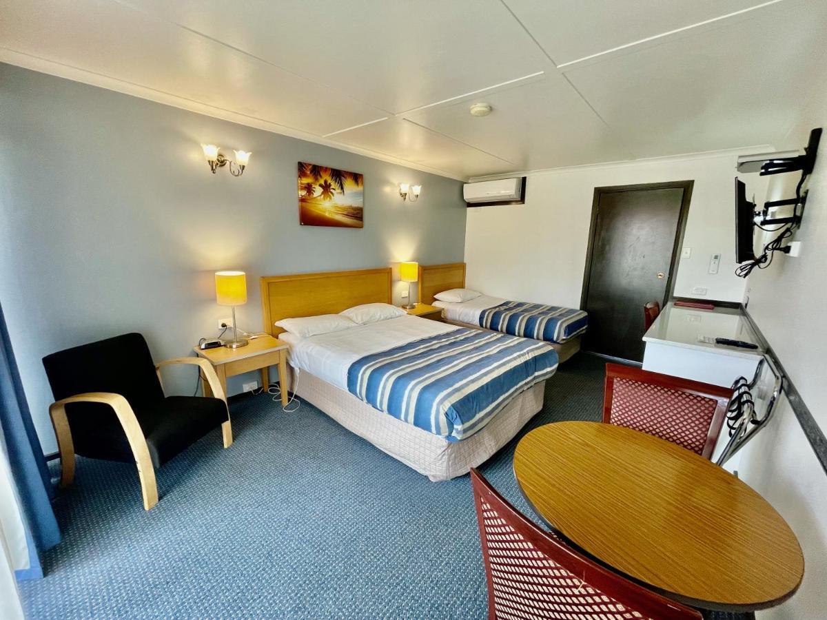 Statesman Motor Inn Арарат Екстер'єр фото