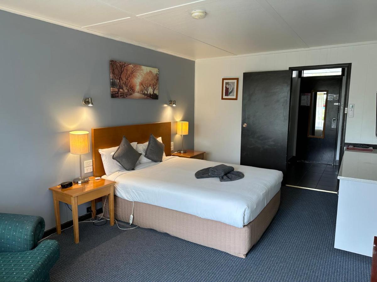 Statesman Motor Inn Арарат Екстер'єр фото