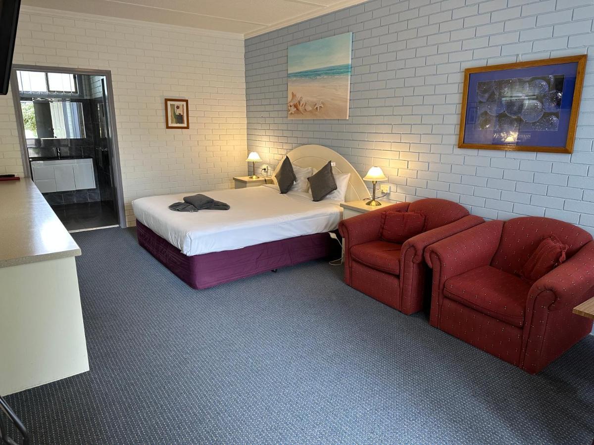Statesman Motor Inn Арарат Екстер'єр фото