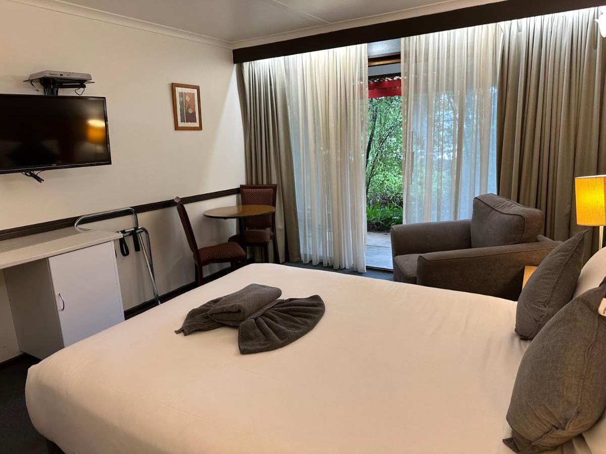 Statesman Motor Inn Арарат Екстер'єр фото