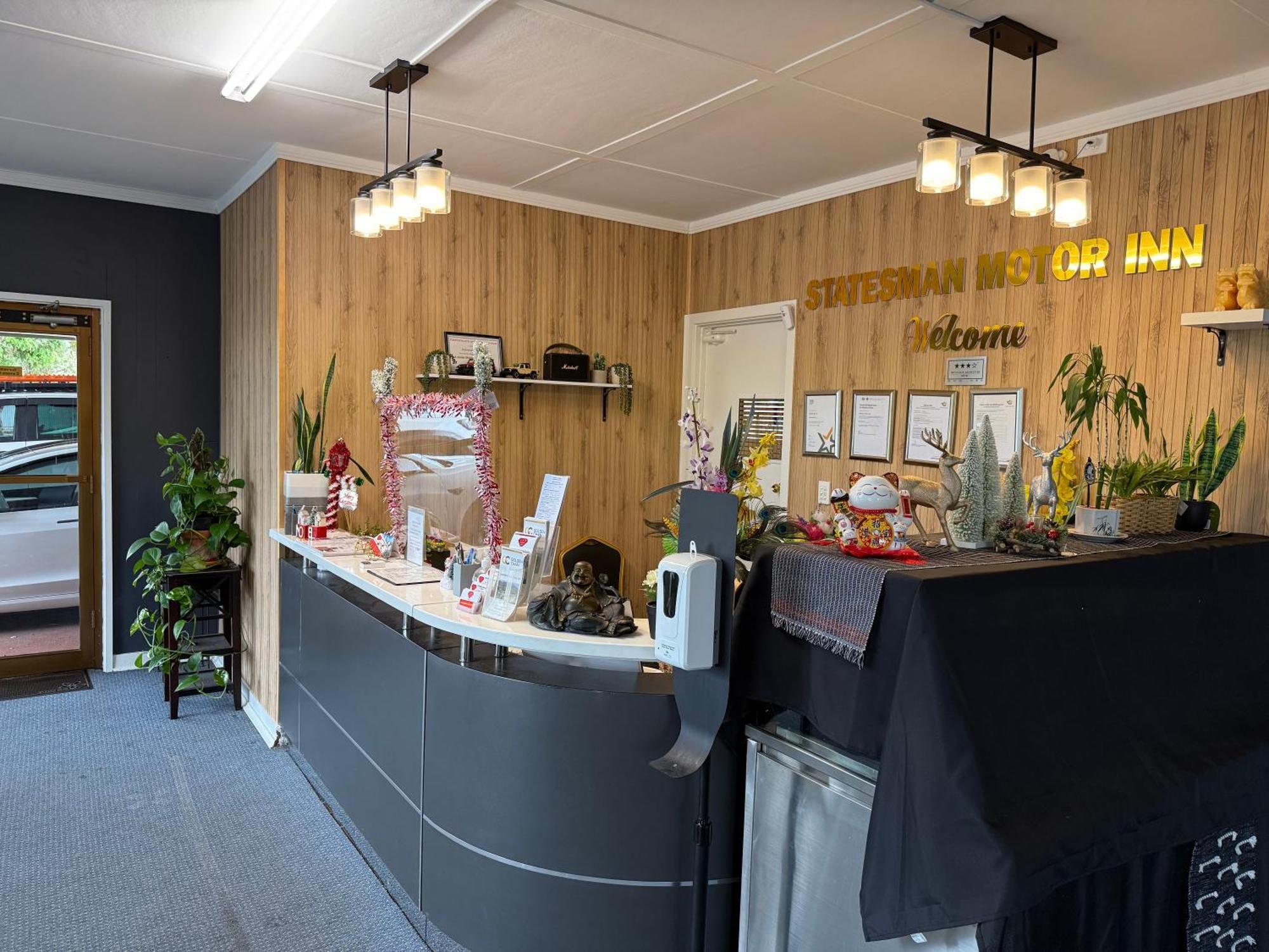 Statesman Motor Inn Арарат Екстер'єр фото