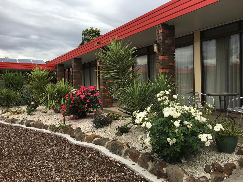 Statesman Motor Inn Арарат Екстер'єр фото