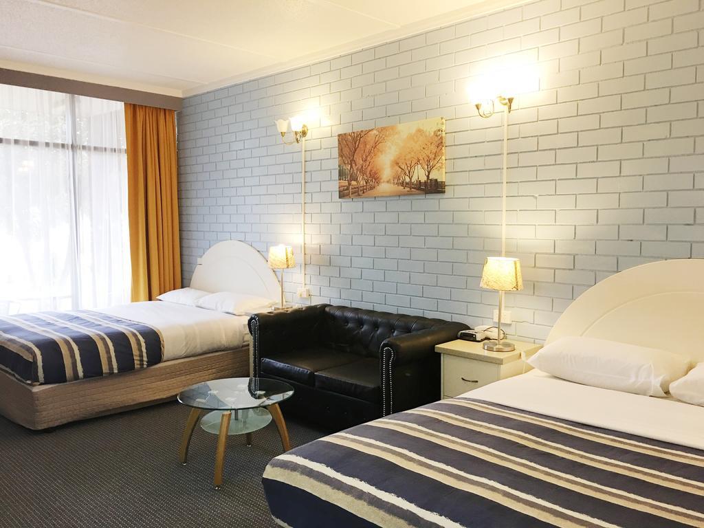 Statesman Motor Inn Арарат Екстер'єр фото