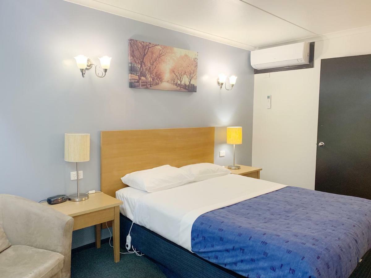 Statesman Motor Inn Арарат Екстер'єр фото